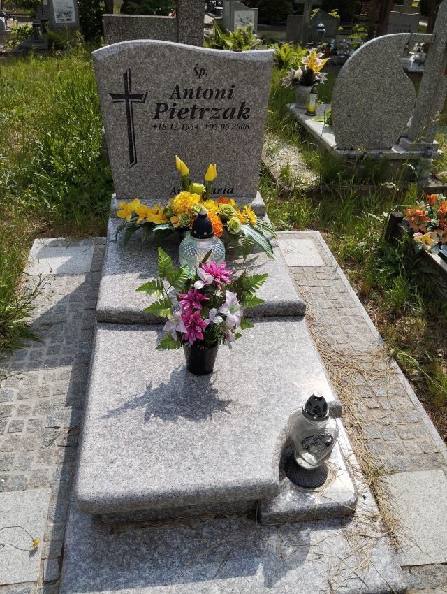 Antoni PIETRZAK 1954 Dolice - Grobonet - Wyszukiwarka osób pochowanych