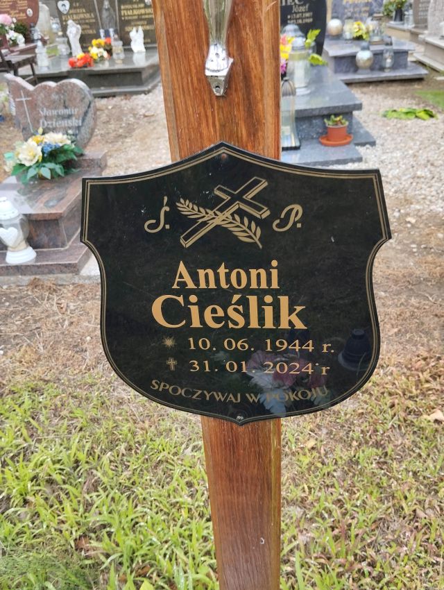 Grób Antoni Cieślik