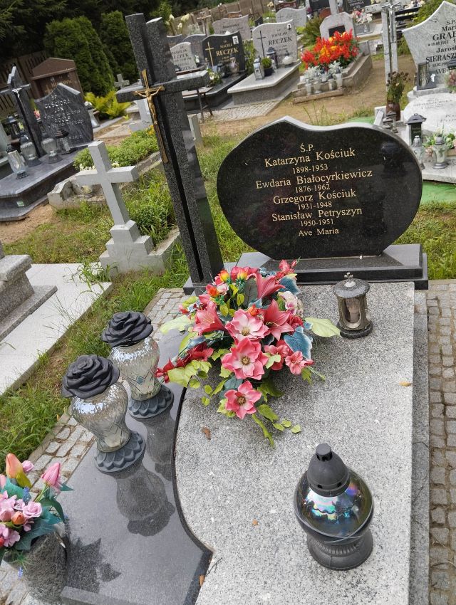 Katarzyna KOŚCIUK Dolice - Grobonet - Wyszukiwarka osób pochowanych